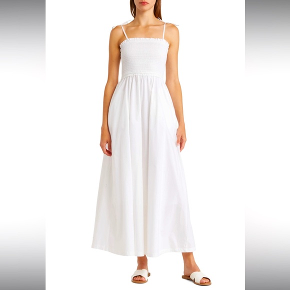 NWT Steve Madden Smocked White Sundress with ties SIZE M - Picture 1 of 1